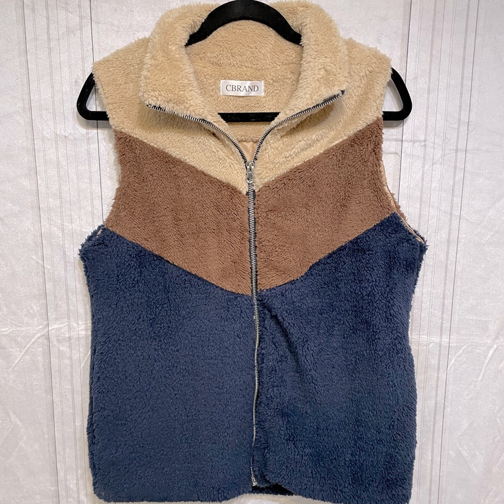 CBrand vest size M - multi colored
